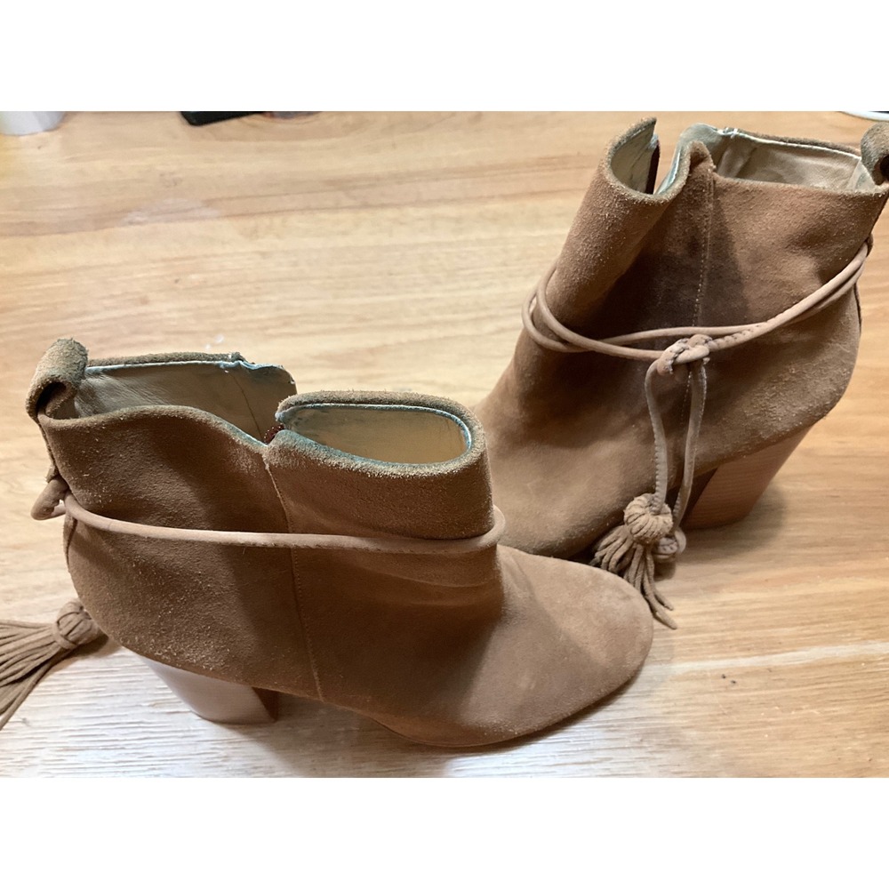 Schutz Tan Suede Tassel Wrap Ankle Boots Block Heel Size 8.5b stain check pics